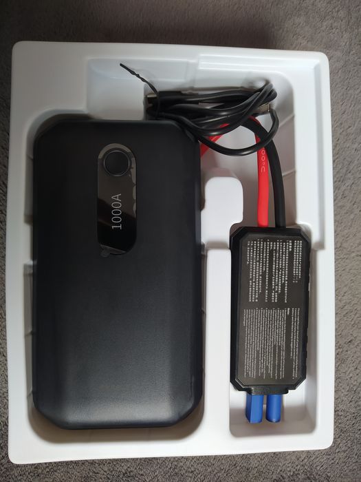 Urzadzenie do rozruchu samochodu baseus autostarter