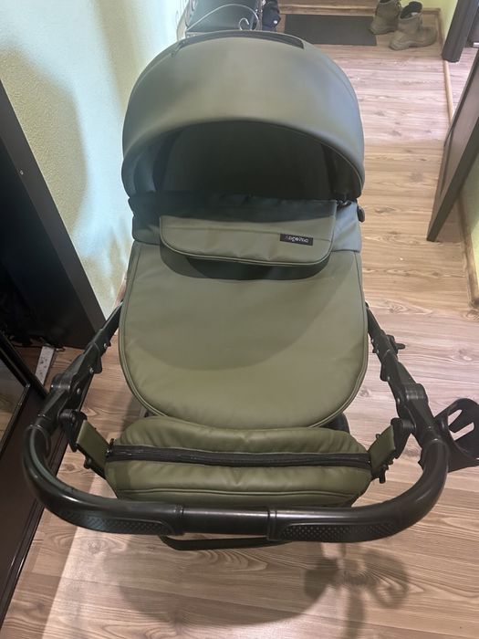 Дитяча коляска 2 в 1 Angelina Cross Space оливкова color 47