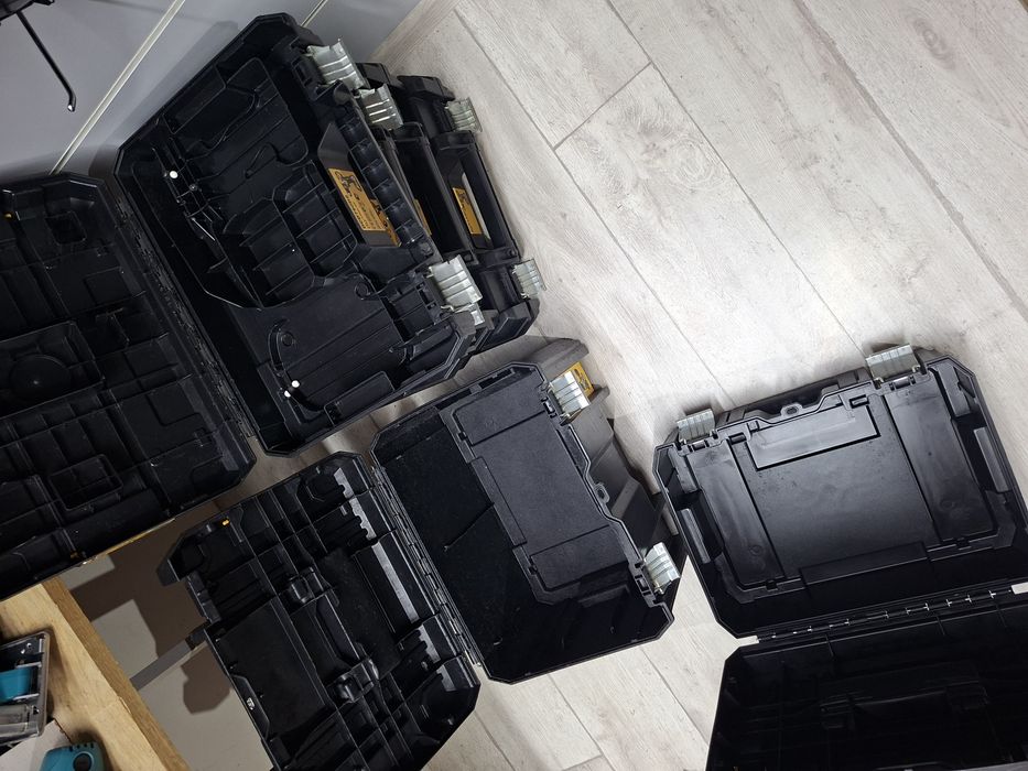 Вживаний Dewalt T STAK Девалт ящик під інструмент оригінал