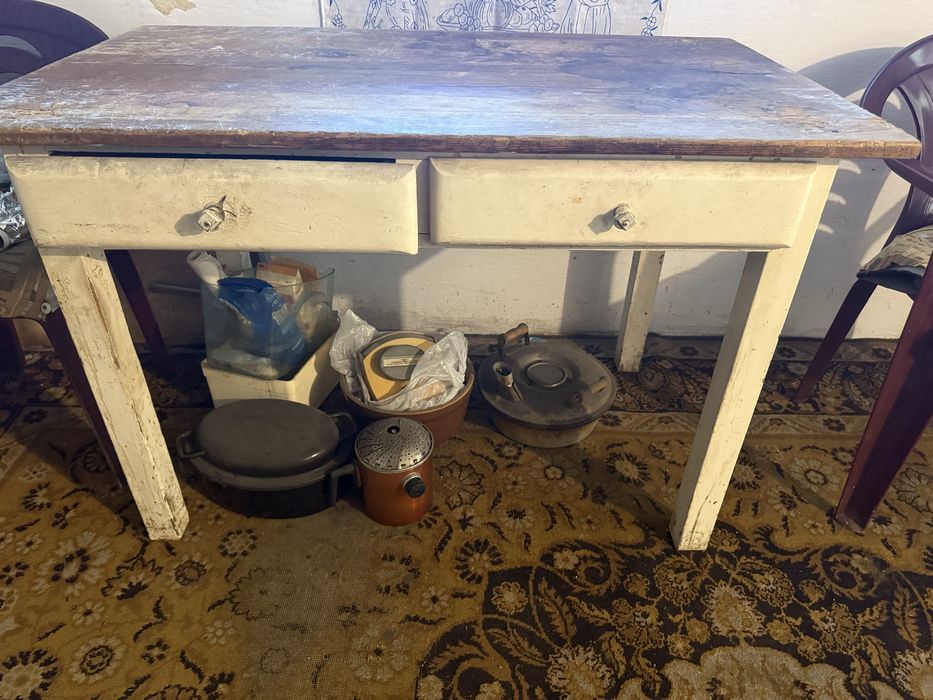 Stół PRL do renowacji