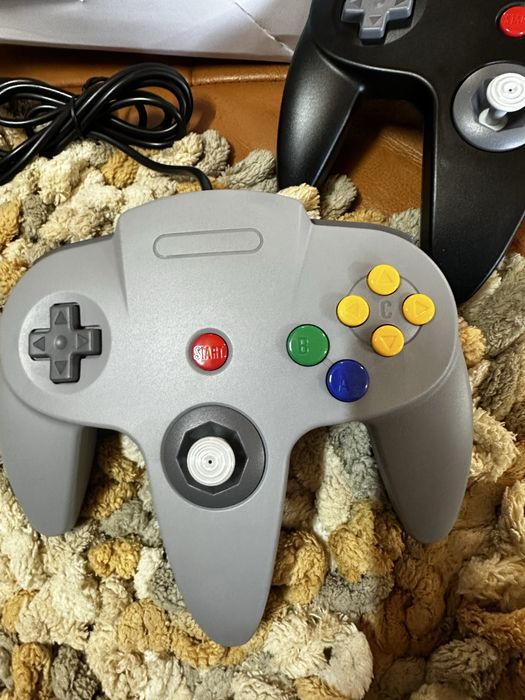 2 ігрові контроллери Nintendo 64 usb