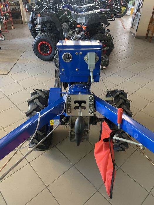 Мотоблок Зубр 8к,с. З стартером.