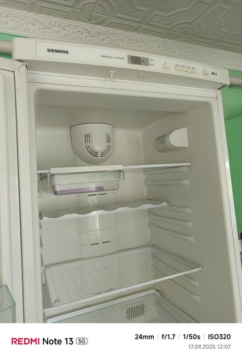 Продам холодильник Siemens