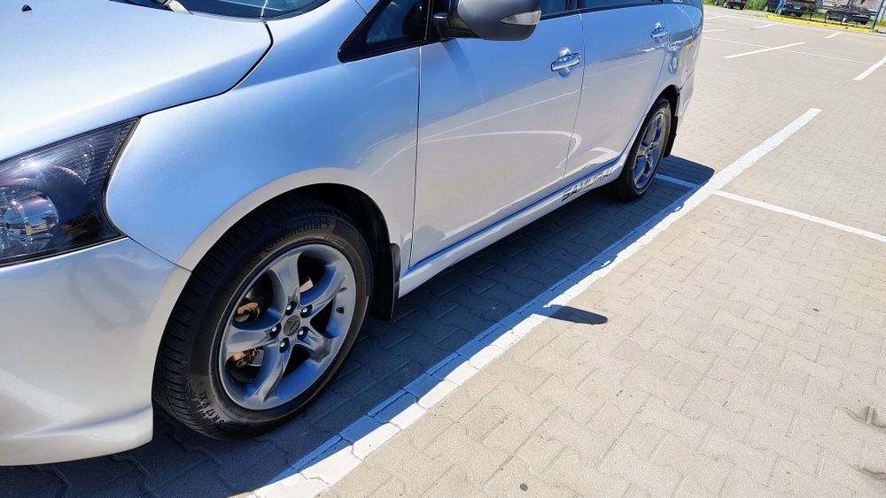 Продам Mitsubishi Grandis 2.4