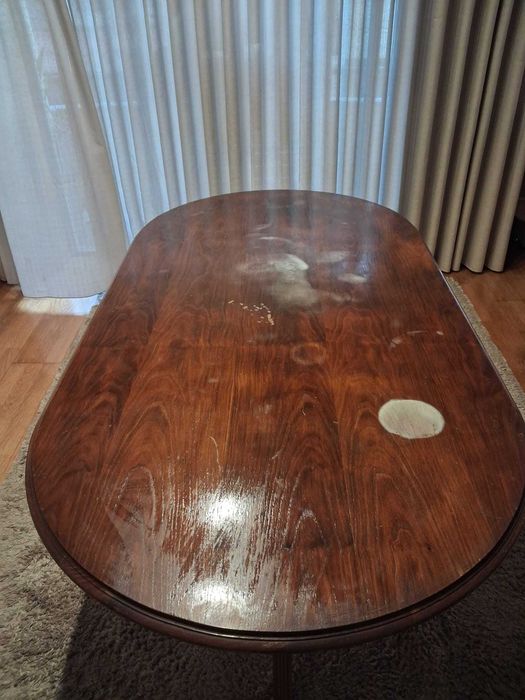 Mesa de Jantar em Madeira – 1,90 m x 1,00 m