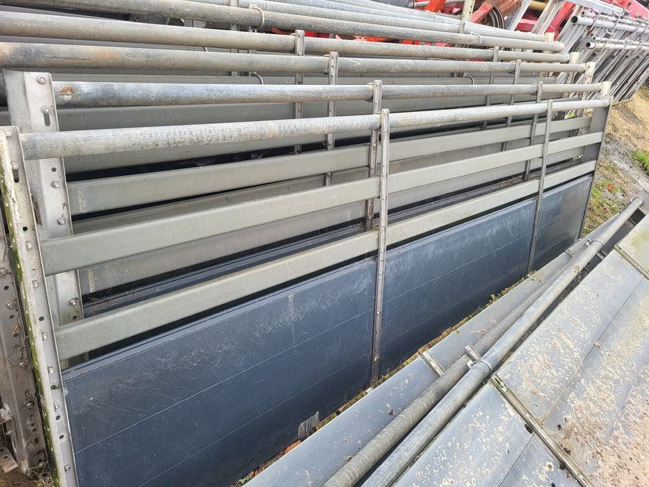 Wygrodzenia dla świń, tuczników wygrody, przegrody, kojce, deski