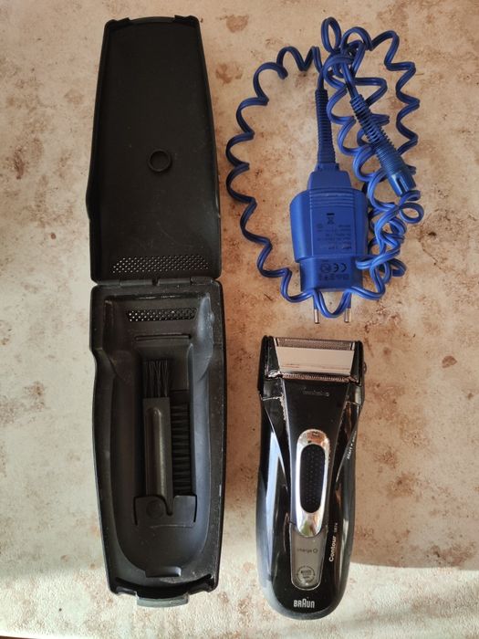 Елетробритва Braun 5000 series або окремо зарядне. На запчастини.