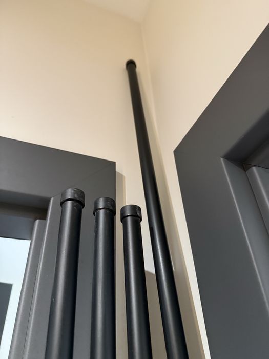 Czarne karnisze 200/240cm komplet 4 sztuki