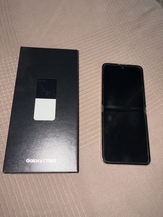Sprzedam samsung flip 5