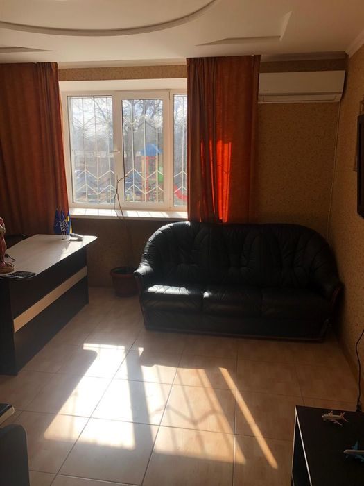 Продається однокімнатна квартира в центральній частині міста