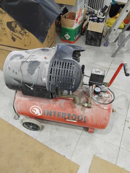 компресор intertool 2.33 квт