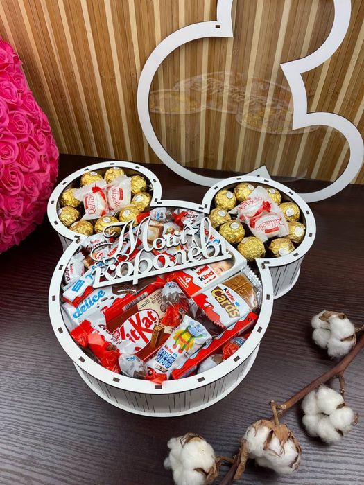 ШОК ЦІНА! Подарунок для дівчини / Подарунковий бокс з солодощами