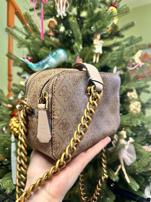 Жіноча сумочка крос-боді GUESS