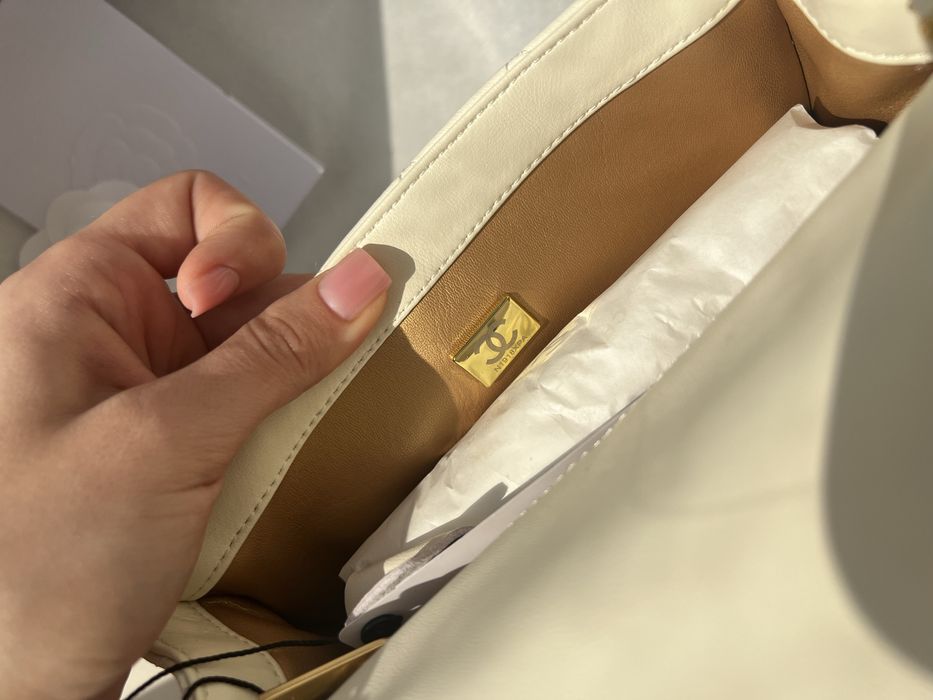Сумка chanel біла