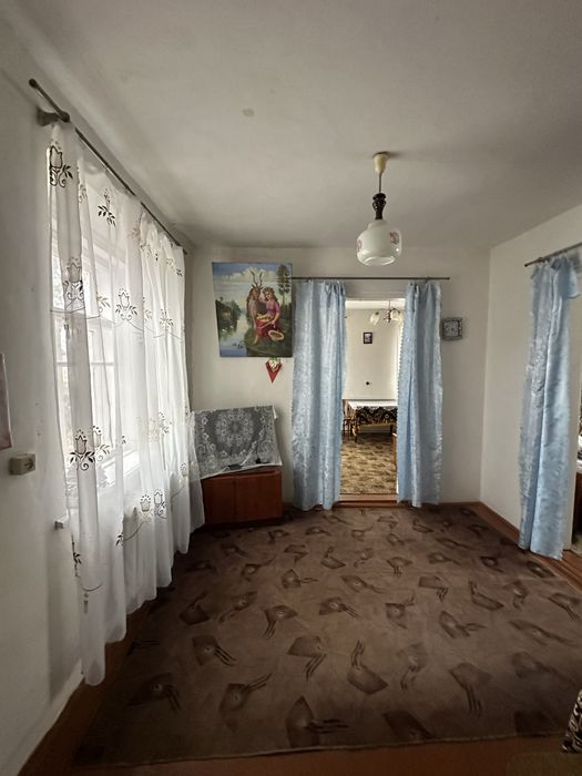 Продам будинок, Жашків, поруч школа, магазини, зупинка громадського тр