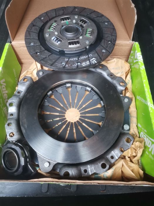 Продам комплект щеплення  Valeo для ВАЗ