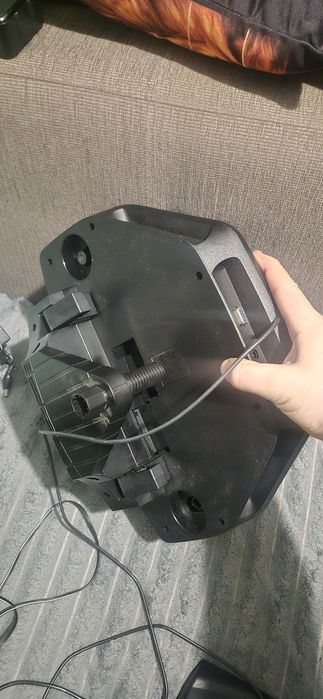 Ігрове кермо Logitech Momo Racing