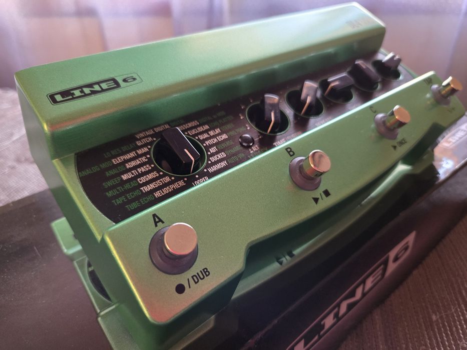 Line 6 Dl4 MKII - Delay, Loop e Reverb