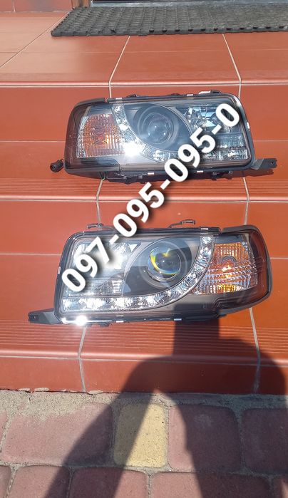 Фари передние  AUDI 80 B4 09.91-04.96 	LPAU30 - комплект