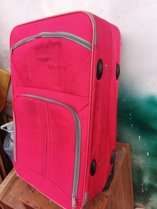 Чемодан сумка дорожная