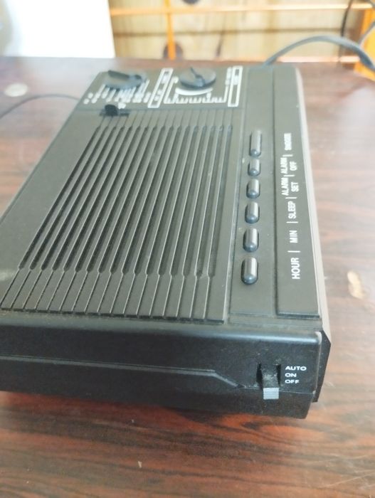 Rádio portátil a funcionar