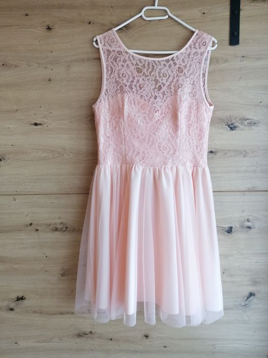 Sukienka tiulowa