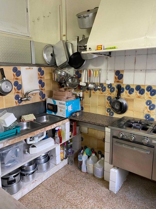 Trespasse do café/snak-bar equipado | Alverca do Ribatejo