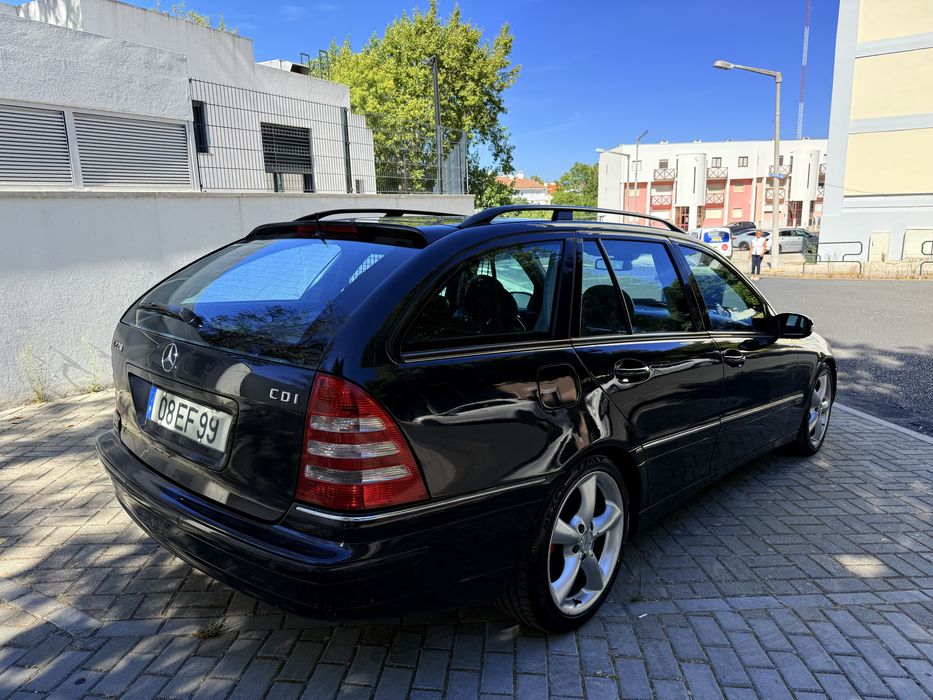 Mercedes C220cdi Avantgard sport edicion 2004