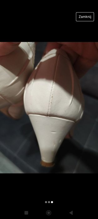 Buty białe na obcasie 40