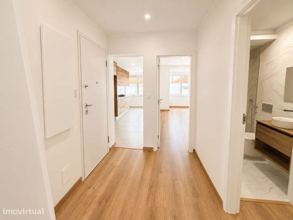 Fully Renovated T3 | 2 Bathrooms | Generous Areas | Exc...