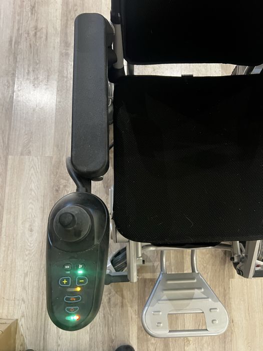 Електровізок для інвалідів новий в дуже гарному стані