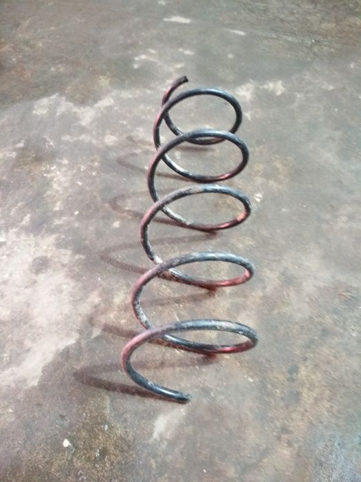 Пружина Renault19