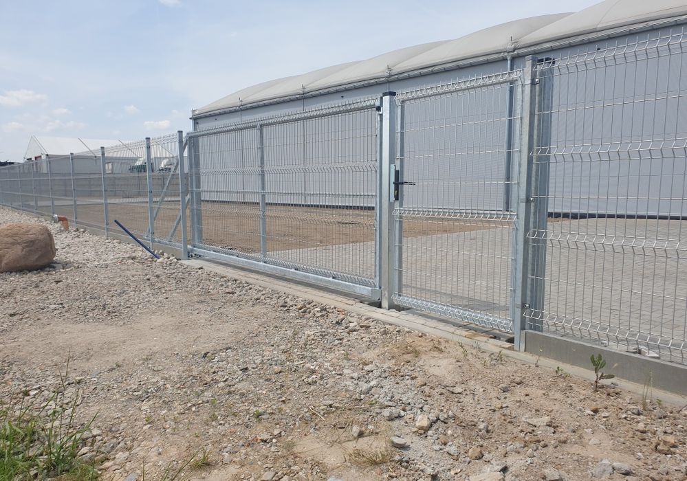 Schody balustrady bramy przesuwne brama płoty
