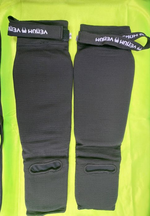 Захист гомілки та стопи для єдиноборств панчішного типуVENUM, FISTRAGE