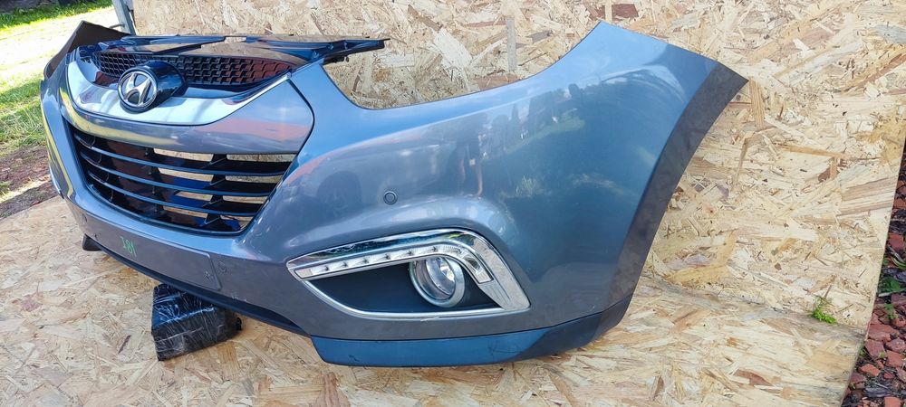 I81 Zderzak przód przedni hyundai ix35