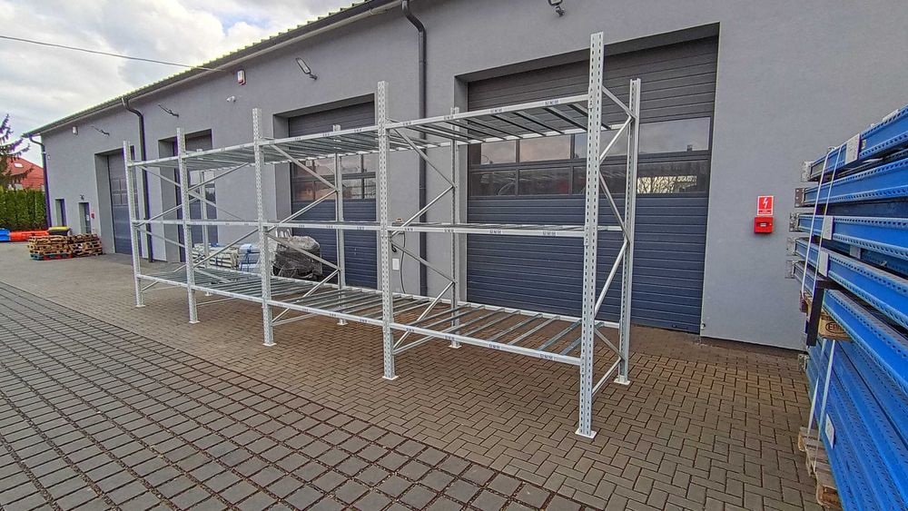 Regał magazynowy półkowy H250cm długi 865cm do warsztat garaż magazyn