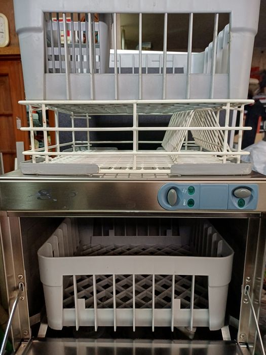 Máquina de lavar loiça industrial DIHR G35