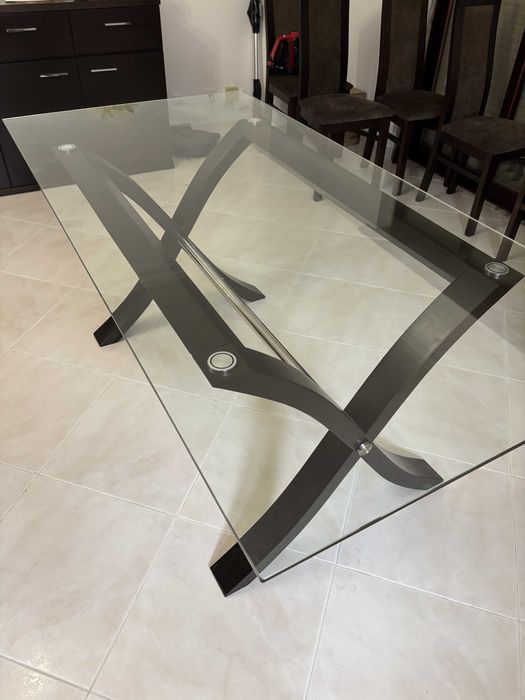 Mesa com tampo de vidro temperado (180cm x 90cm)