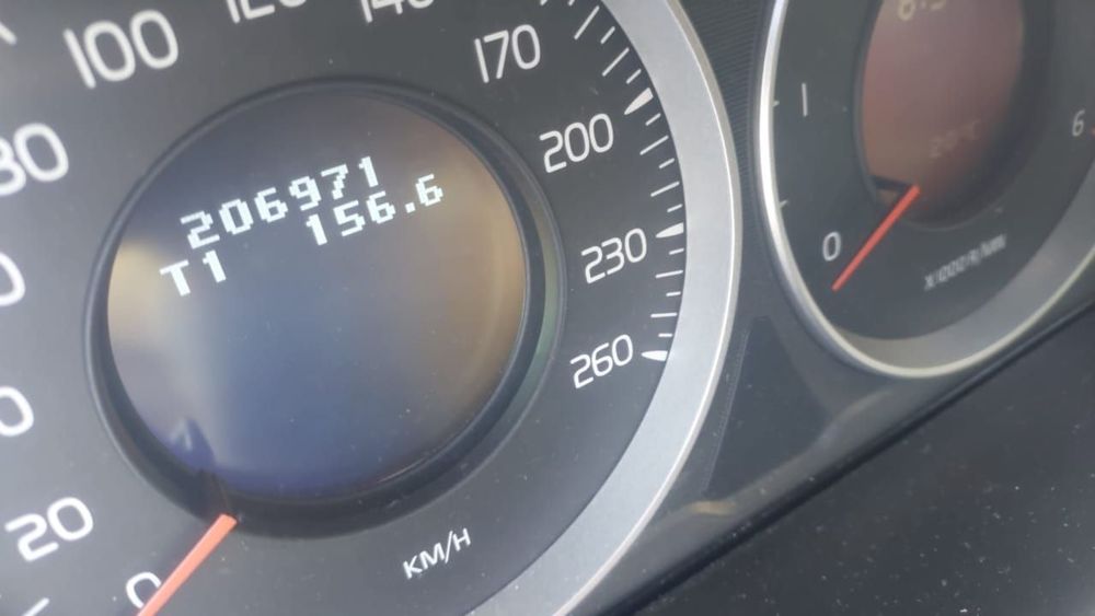 Volvo xc60 2011 полностью обслужено.