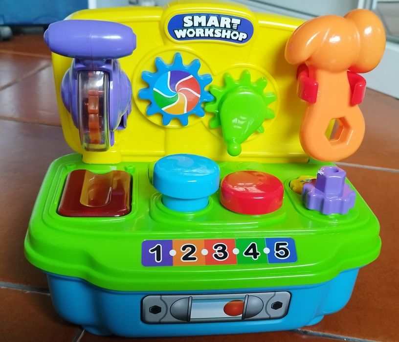 Brinquedo de aprendizagem novo