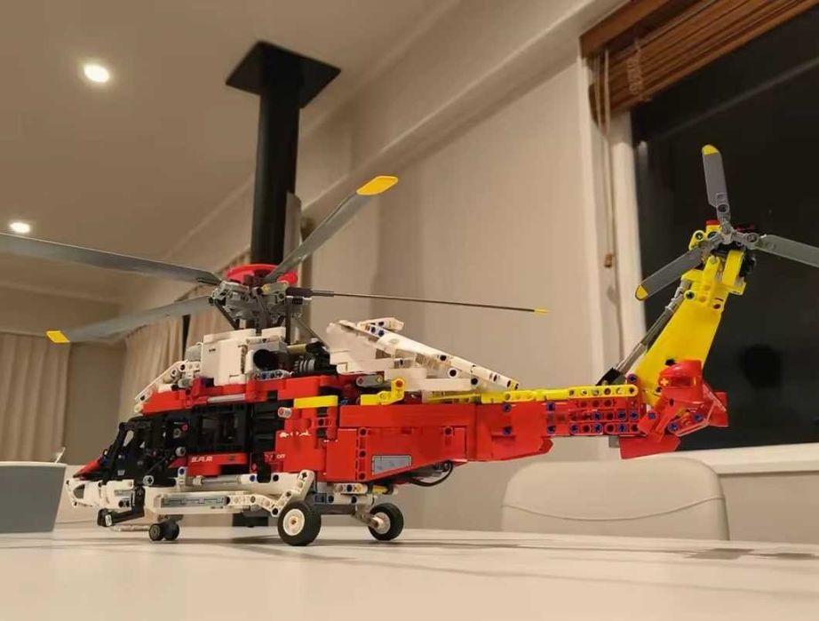 Klocki Airbus H175 zestaw 42145