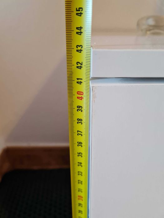 Caixa de areia oculta para gato