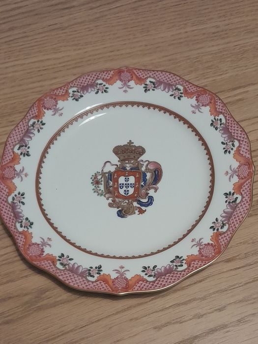 18th-Century D. Pedro III Service Plate, Replica