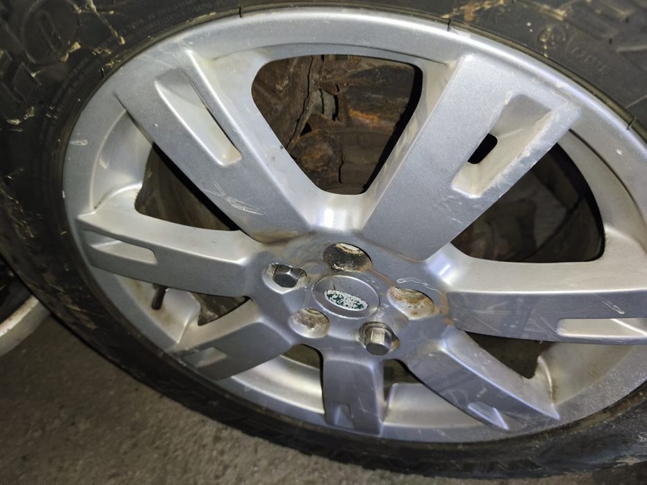 Jogo de 4 jantes 19" land rover discovery 3 com pneus a 60%
