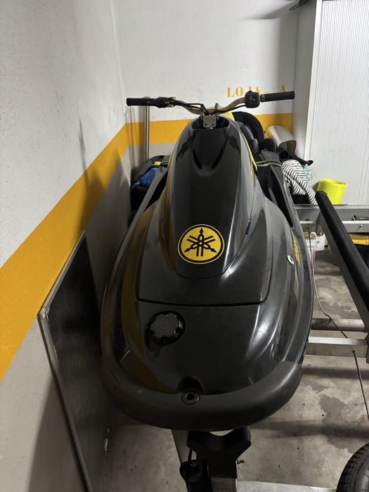 Yamaha Waveblaster atrelado duplo