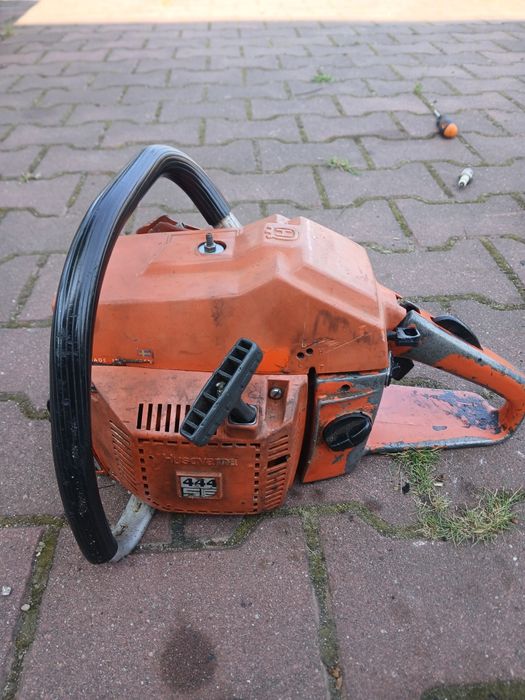 Husqvarna  44  piła spalinowa lub części