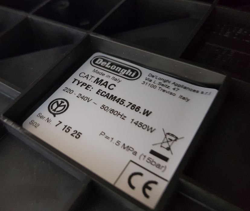 Кавомашина Кавомашина Delonghi Eletta Cappuccino Top Ecam45.766+1