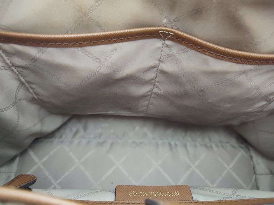 Mala Michael Kors camel