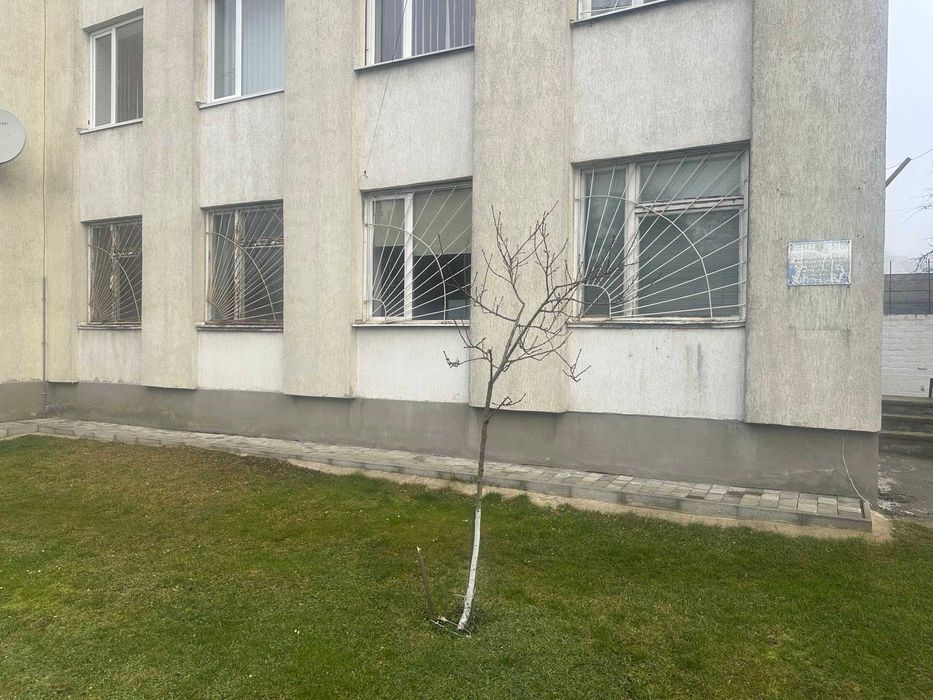 Нежитлові будівлі - м. Радивилів, Рівненська обл.