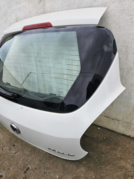 Porta da Mala Fiat Bravo II (06/+)